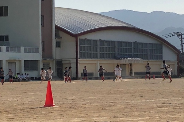 長崎南高サッカー部57回生