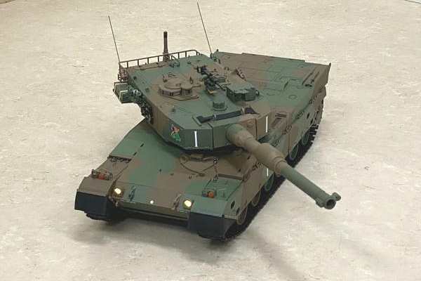 ビークロス好きの変なおじさん日記 - 90式戦車をつくる