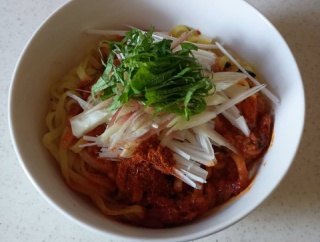 穏やかな午後に響き渡る夫の悲鳴。と、グリーンフラワーのちょうちょ作りました。
