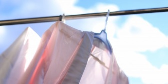 親（近所に住んでいる）がうちの洗濯物をチェックして俺に弁当を届けてきた。→妻はあまり信用していないみたい…