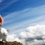 世帯年収800万くらいの層ってビックリするくらい貯蓄ないよな　下手に色々買えてしまうのが原因