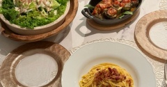 本場イタリア風のカルボナーラと豚ナス巻きグリルとかの夜ごはん
