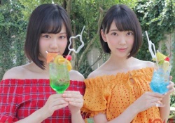 【乃木坂46】堀未央奈×山下美月『BOMB』9月号にてセクシーなオフショルを披露！