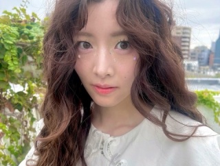 小片リサさん イメチェン