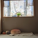 朝日に照らされて…