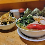 パワー軒＠立川市<な〜んちゃって家系＋チャーシュー丼小>