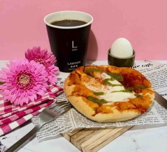 【ローソン新作】マルゲリータフォカッチャ実食レビュー｜オリーブオイル香る“もっちり食感”の朝ごはん