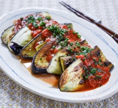 長茄子のソテー（トマトソースかけ）&枚方に帰ったらランチは「ここ」