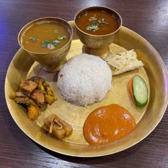 【GORKHA GLILLED&SPICY KITCHEN】旦過（福岡）〜北九州市最大のネパール料理店が密集するエリアでダルバート。小倉北区宇佐町にある「ゴルカ」の系列店へ〜ゴルカ グリル & スパイシーキッチン