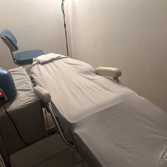 【Radiance Skin Clinic】　at　BTSチットロム駅直結　～選べるイオン導入でお肌とぅるんとぅるんと経過観察～
