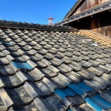『土葺き屋根雨漏り部分波板張り工事』の画像