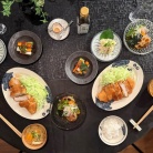 冷蔵庫にあるもので、トンカツ定食の夜ごはん