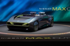 日産が100％電動のオープンコンセプトカー「マックスアウト」公開