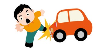 もしも職場の駐車場で会社の人に轢かれたら、どう対応しますか？