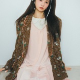 『[ノイミー] 本日(12月1日)発売『bis 2025年 冬号』に、菅波美玲が掲載』の画像