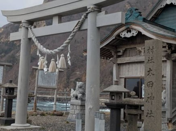 【画像】北海道の西端にある神社に来た