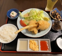 【宝塚市  はも&うなぎ】季節限定1日25食、淡路産ハモフライ定食の肉厚に衝撃！『中庭商店』