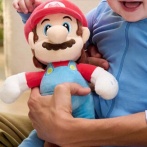 米任天堂、玩具の宣伝画像に生成AI疑惑が浮上して炎上！指の曲がり方がすごいことにｗｗｗｗｗ