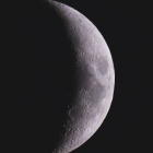 『西の空に低く輝く月齢5.6のお月様 ☆彡』の画像