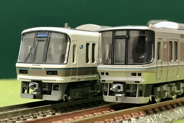 鉄道模型 Nゲージ Nゲージ KUNTER 10-303 特別企画品 CRH2-015A 8両セット 在庫品