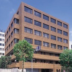 オフィスビルの入居テナント企業について調べるお