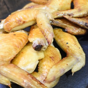 グリルで焼くだけ♪手羽先の塩焼き