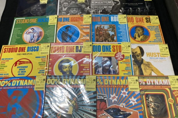 ディスクユニオン新宿ソウル・ダンスミュージックショップ - SOUL中古LP