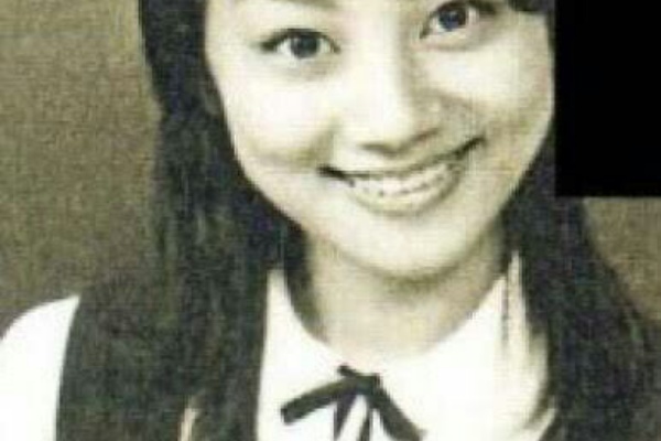 小池栄子さんの卒業アルバム写真が可愛い 坂道46 Akb48 えッ な情報まとめ