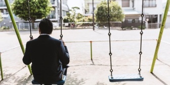 鬱で退職してから10年間無職の旦那に、ずっと我慢して尽くしていたと言ってしまった。酷いこと言っちゃったな…