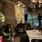 【バンコク】若者に人気のバー「ウォールフラワーズ カフェ」に行ってみた。