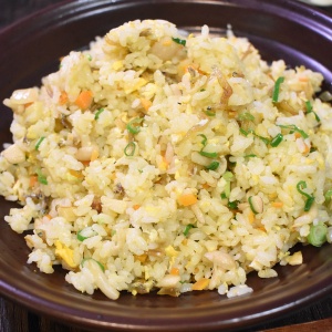カルシウムたっぷり♪ちりめんチャーハン