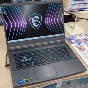 HP laptop 15s-eq1133AU✨ryzen5-4500U❗️高年式 高い基本性能を誇るスタンダードPC HP 15s-eq 製品詳細 | 日本HP