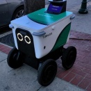 働くロボットなど