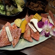 【三宮】質が高いお肉のコース　～神戸ビーフ焼肉　お加虎　離れ