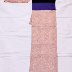 ぶどうの木の小りす