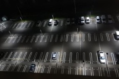 「他人の車を目印にしないで」駐車場はガラガラなのにあえて横に停める「トナラー」に怒り噴出