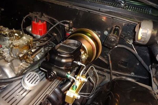 ハイドロ　ADEL　スクエア　ローライダー　ジャンク　部品取り LOWRIDERFACTORY Classic car repair shop (ﾛｰﾗｲﾀﾞｰﾌｧｸﾄﾘｰﾌﾞﾛｸﾞ