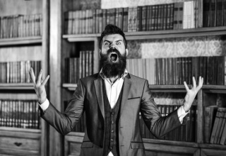 猫になったり、踊り狂ったり…実際にあった『奇妙な集団ヒステリー』9件