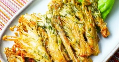 【えのきだけでご飯が止まらん！】「この食べ方はズルい…」「肉いらずで満足度MAX」簡単＆激安で作れる絶品おかずレシピ4選