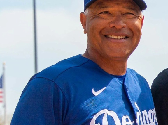 ドジャース・ロバーツ監督（53）←意外と若い件