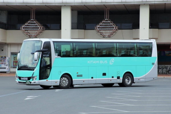 エヌティーさんの検修庫(trans5885) - 北海道北見バス