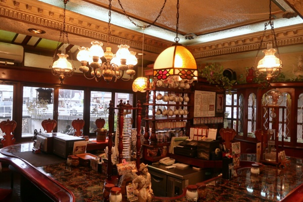 純喫茶 純喫茶に香る「昭和レトロ」 Z世代に新鮮さ、非日常の魅力