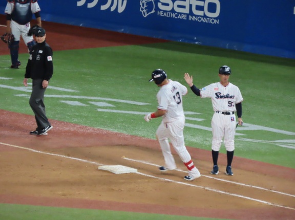 ホセ・オスナ、久々の豪打