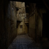 【画像】どこにも行けない年末に世界の路地の写真はいかが？