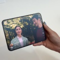 【画像】iPhone Duo（折りたたみ）の折り目…ヤバすぎるｗｗｗｗｗｗｗｗ