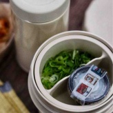 火傷にめっちゃ効いた薬はこれ／と、麺専用のお弁当箱で【とり天おろしぶっかけ風うどん弁当】