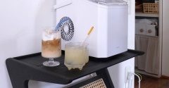 夏の氷不足を解決！もっと早く欲しかった、爆速で氷が作れる卓上製氷機［非公開クーポン PR］