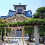 『美しい青瓦の上に仏舎利殿！松姫ゆかりの信松院』の画像