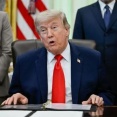 真実の窓（私腹を肥やすために騙し続けるトランプ）