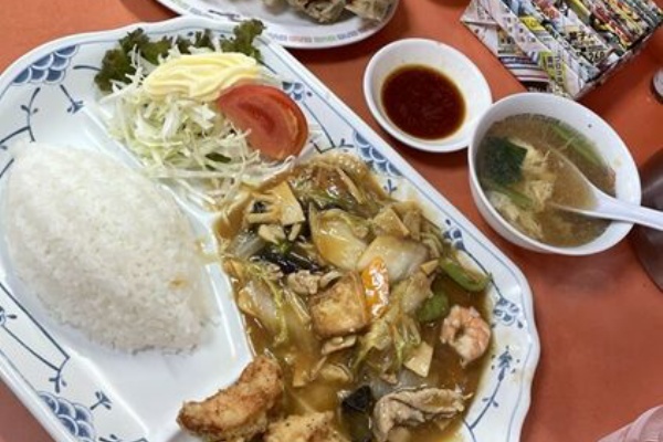 あっちこっちここページ Amazon.co.jp: あっち こっち ネッチ! : ぱんだにあ: 本